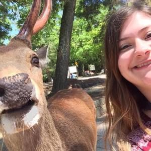 Meet your Posher, Emily